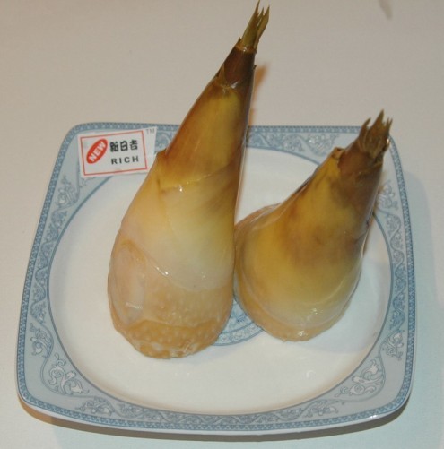 緑竹筍 ホール